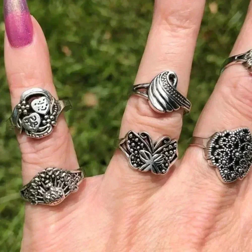 5 Pack of Gorgeous Tibetan Silver Rings